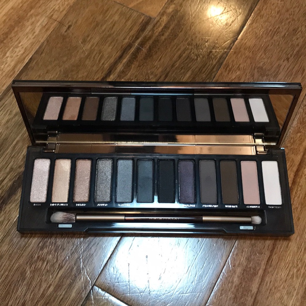 Urban Decay Naked Smoky Eye Shadow Pallet